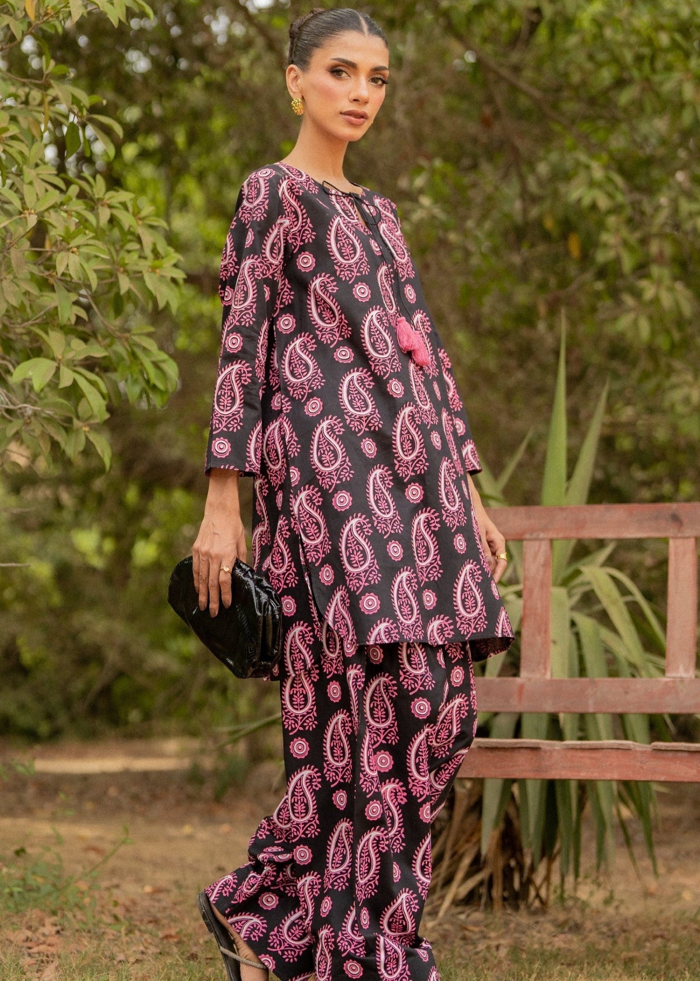 Neon lawn  2pice